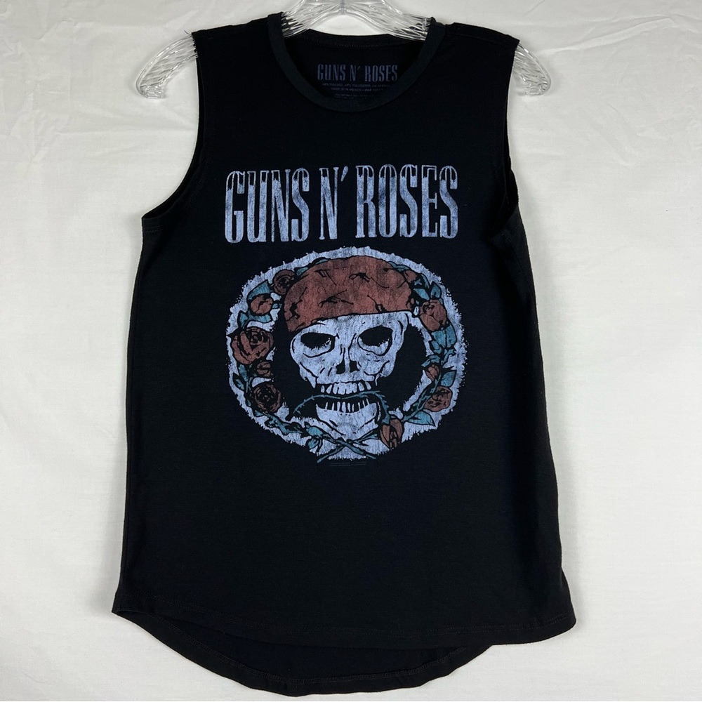 GUNS an’ ROSES • Black Sleeveless Graphic Tee Size Medium